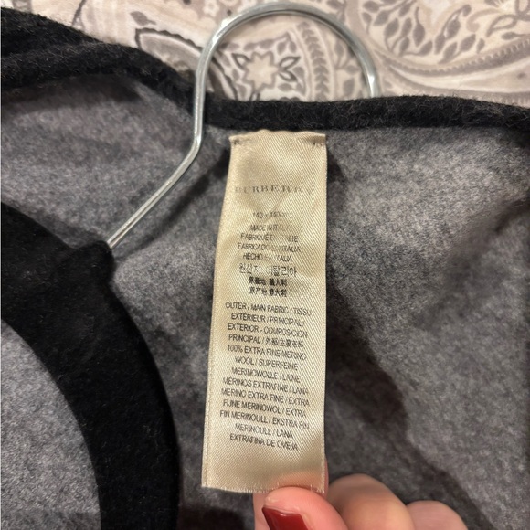 BURBERRY BLACK CHARCOAL GRAY "CHARLOTTE" REVERSIBLE CHECK PONCHO CAPE JACKET - Picture 4 of 7